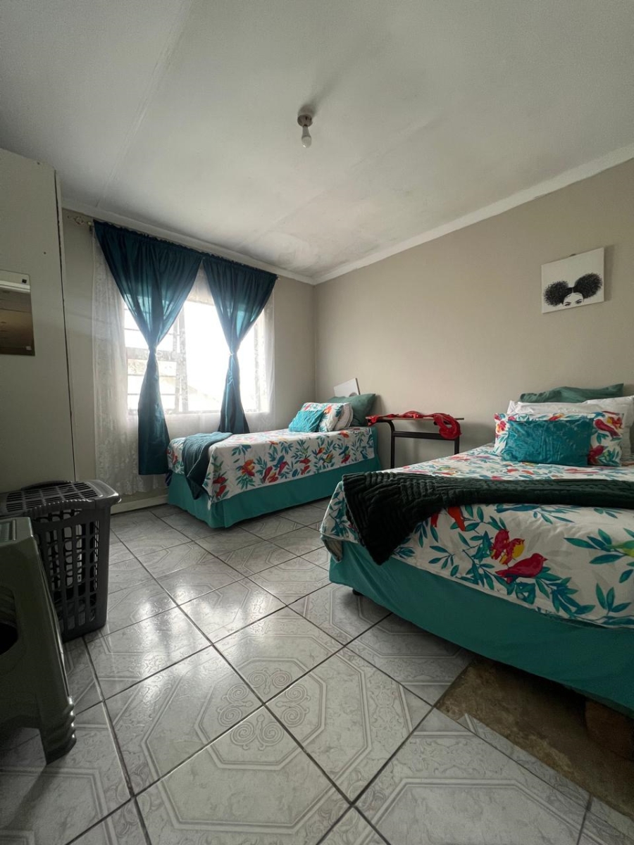 3 Bedroom Property for Sale in Booysens Park Eastern Cape